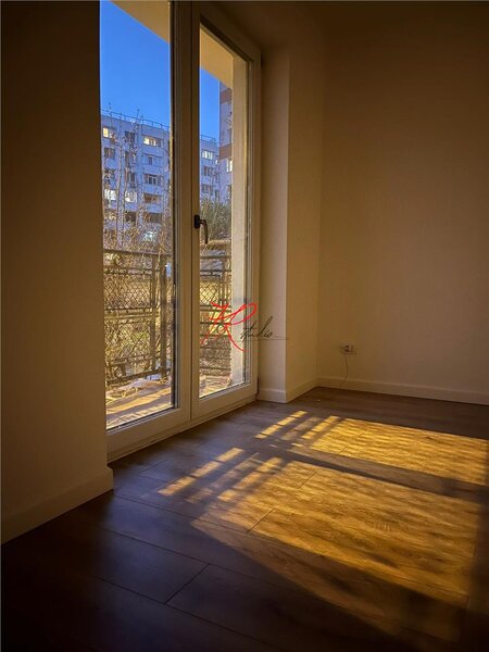 Polona, vanzare vila noua.